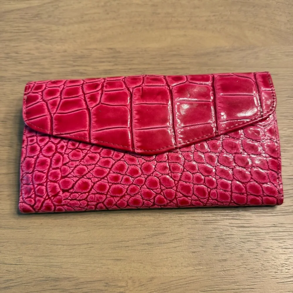Pink Crocodile Embossed Leather Wallet - Picture 6 of 10